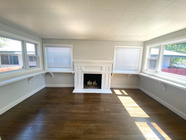 Building Photo - Fabulous Reno Historical House - Charming ...