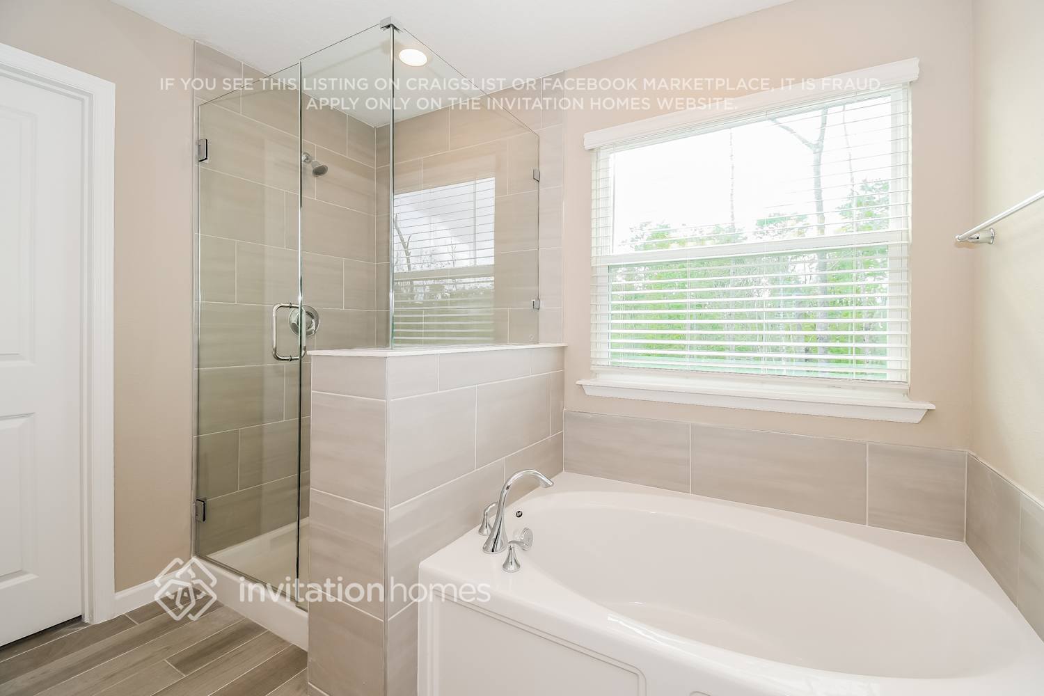 Building Photo - 6268 Starlight Dr