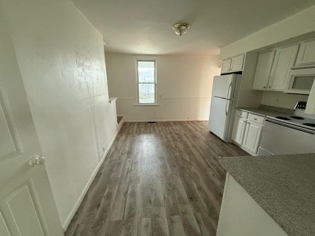 Building Photo - 2019 Highland Ave