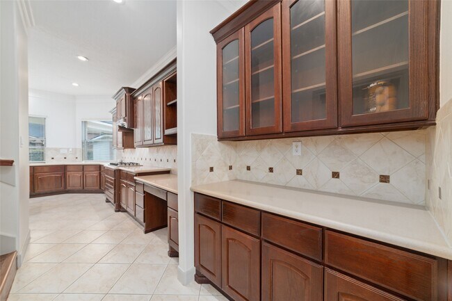 Building Photo - 3505 Parkside Dr