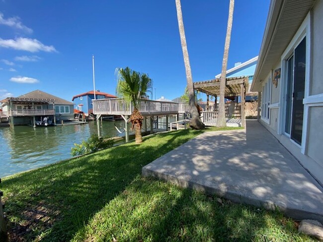 Building Photo - Updated, Waterfront Home w/ Boatlift and Yard