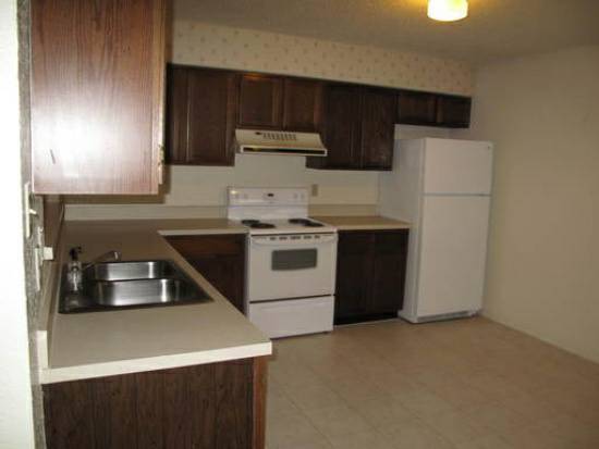 Building Photo - 626 WOLFTRAP DR.