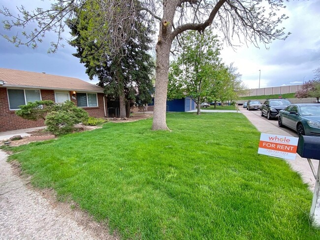 Building Photo - 4830 Field Ct
