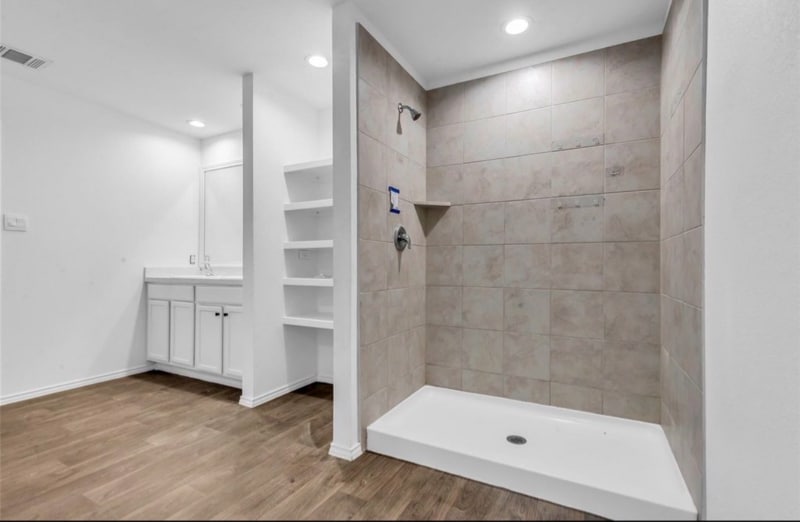 Building Photo - 21430 Sacred Grv St