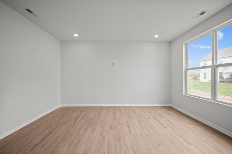 Building Photo - 2405 Salt Springs Dr