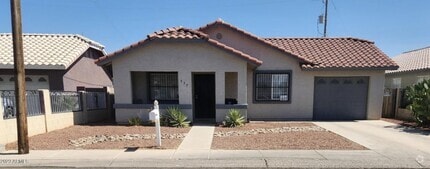 Building Photo - 737 W Ocotillo St