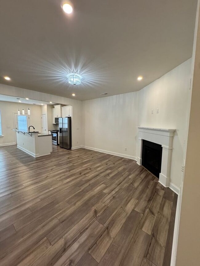 Building Photo - Fort Mill 3-Bedroom Townhome in Masons Bend with Resort-Style Amenities