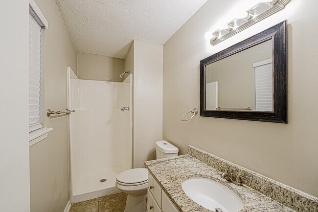 Building Photo - 1684 Brewster Rd