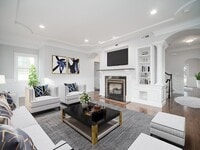 Building Photo - 8 Richardson St