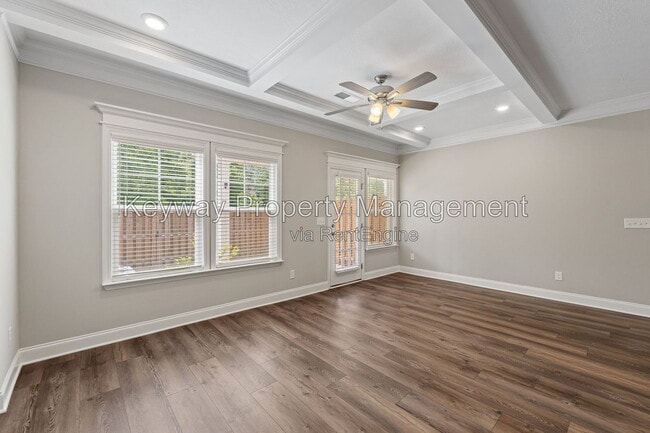 Building Photo - 4502 Chestnut Trl