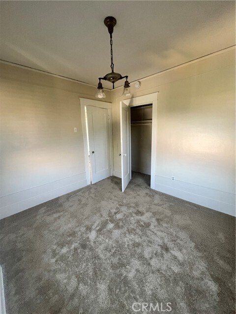 Building Photo - 425 S Cabrillo Ave