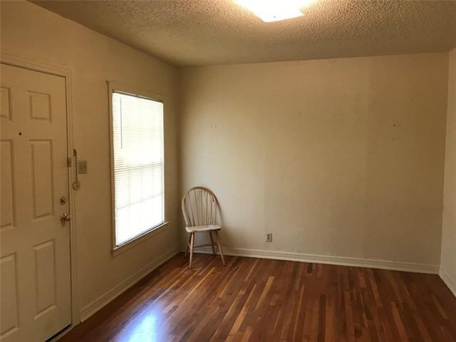 Building Photo - 4205 6th Ave