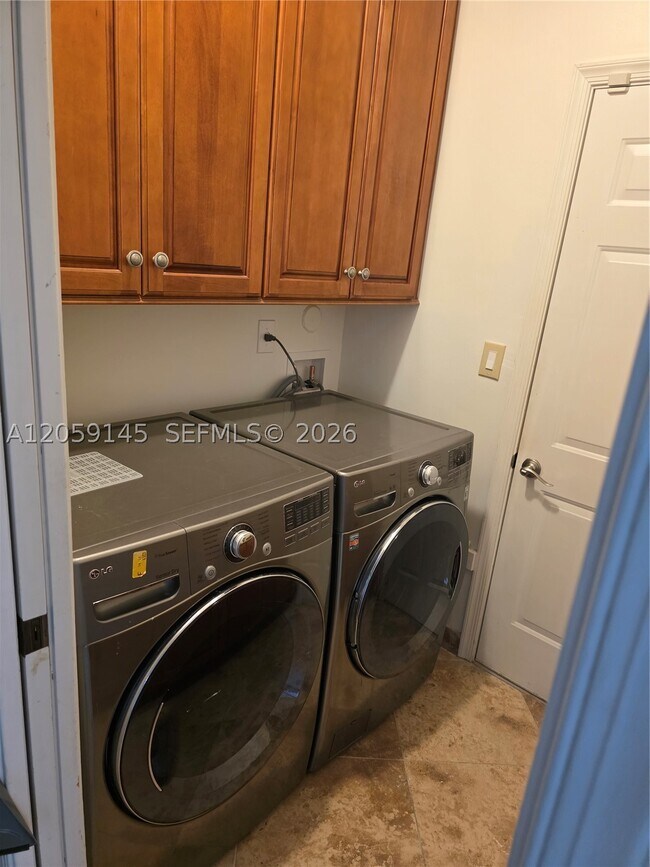 Building Photo - 4045 SW 151st Terrace
