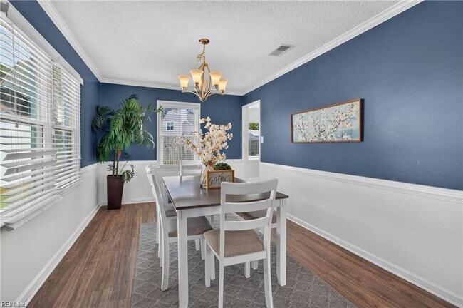 Building Photo - 5605 Tendril Last