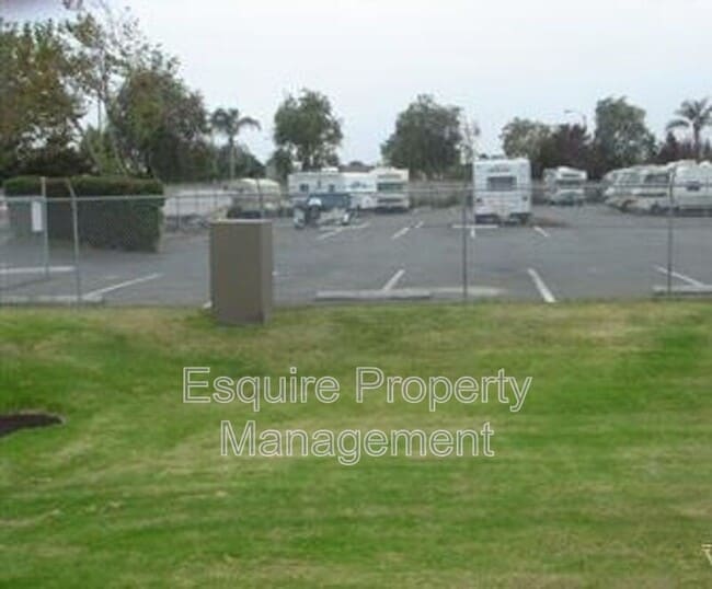 Building Photo - 3163 Kelp Ln