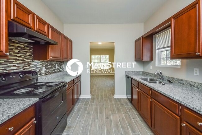 Building Photo - 4 Bedroom Pet-Friendly Home in COVINGTON, ...