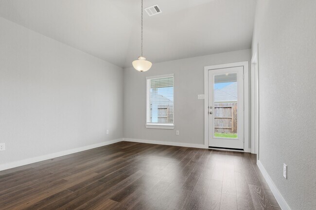 Building Photo - 3318 Trl Vw Dr