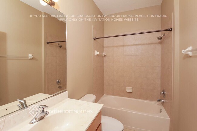 Building Photo - 5268 Layton Dr