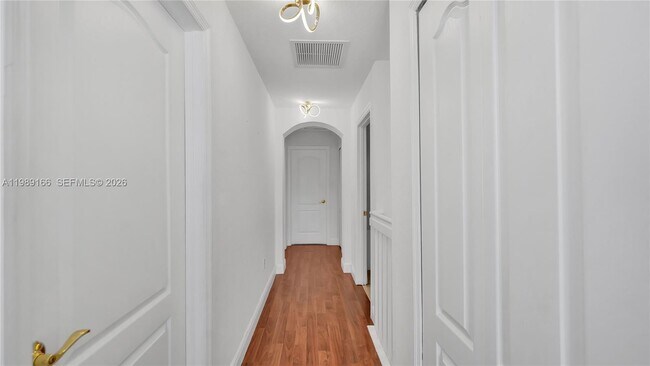 Building Photo - 2342 SE 10th St