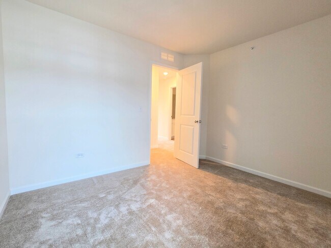 Building Photo - 2309 Horseshoe Cir