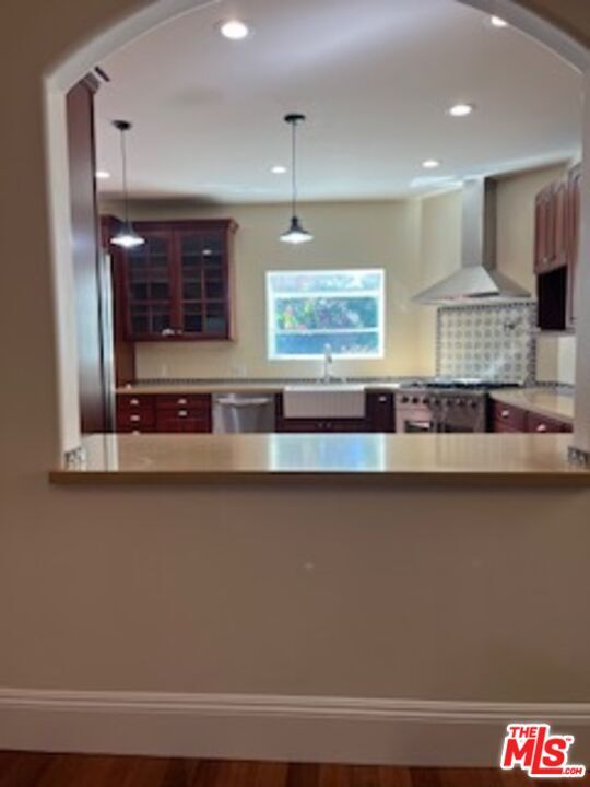 Building Photo - 8302 S Sepulveda Blvd