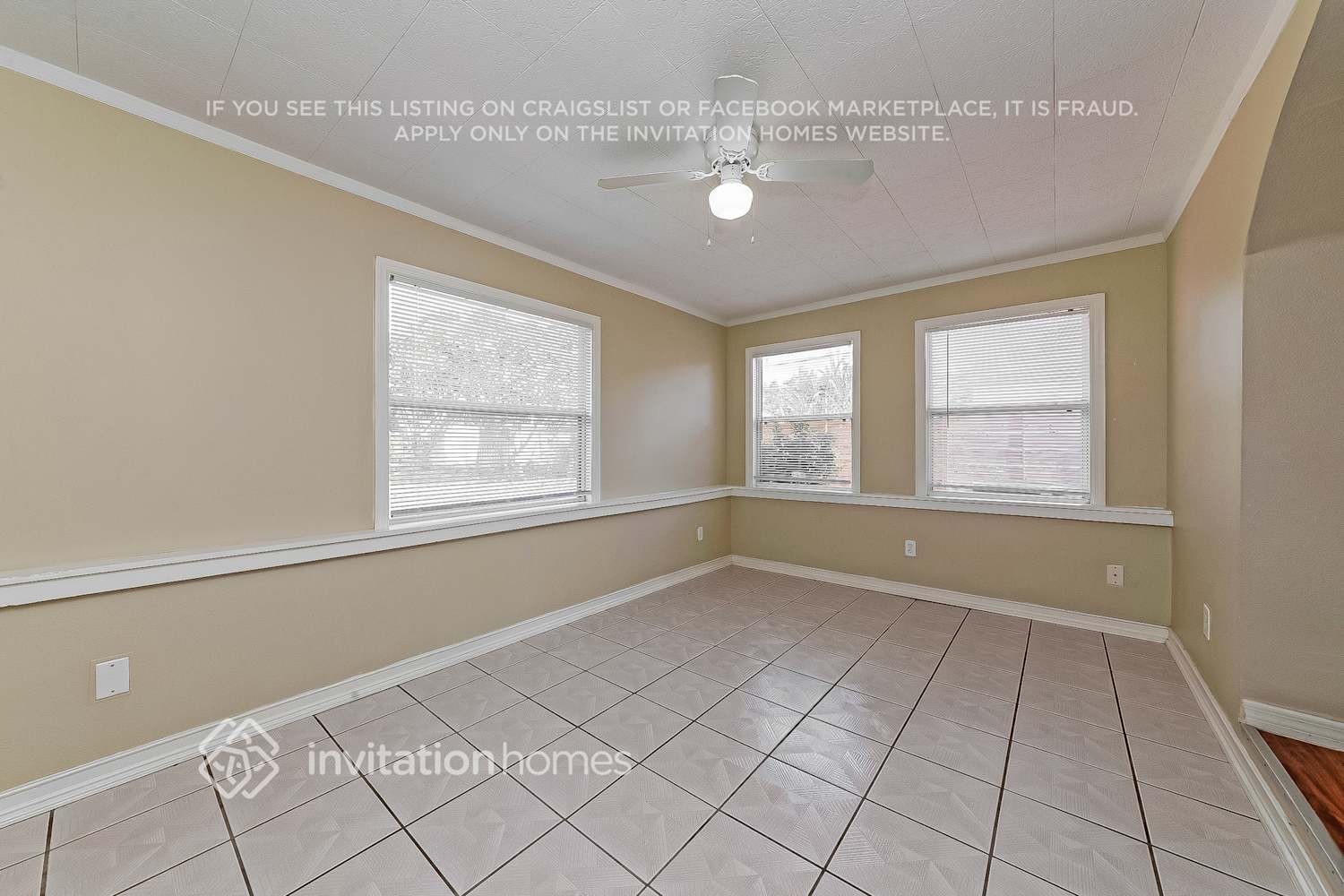 Building Photo - 3207 49th Ave Dr W