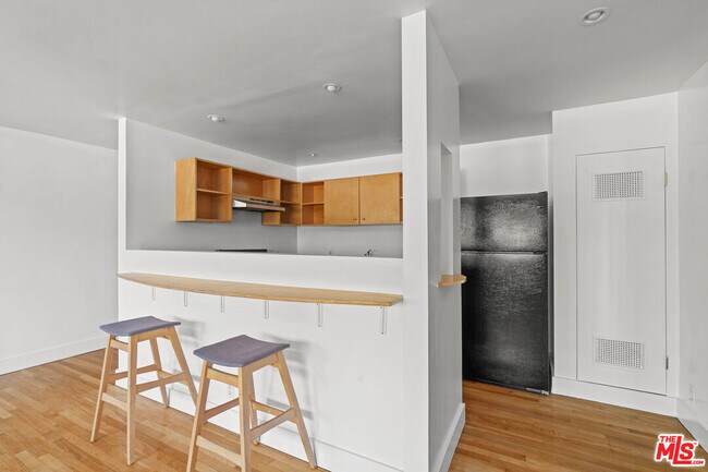 Building Photo - 511 Rialto Ave