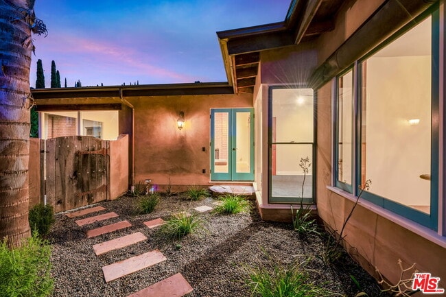 Building Photo - 16141 Bayberry Pl
