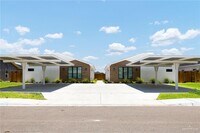 Building Photo - 21 E Viviana St