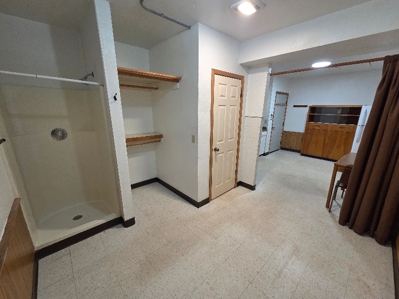 Building Photo - 60 Frank Rd