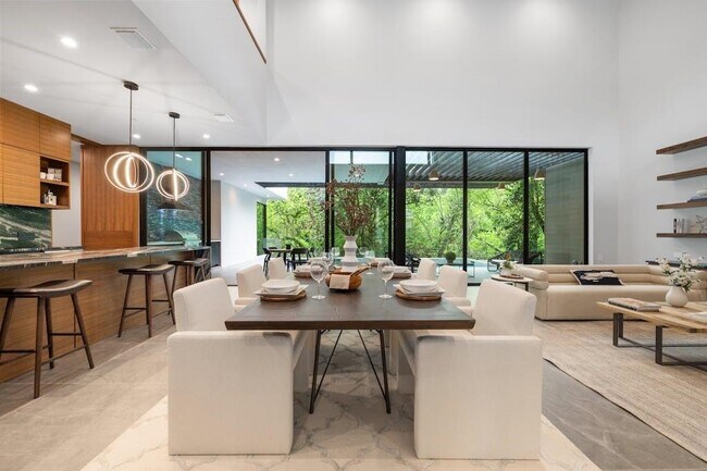 Building Photo - 3415 Rosefinch Trail