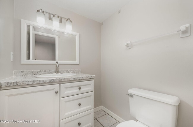 Building Photo - 2935 Thrush Dr