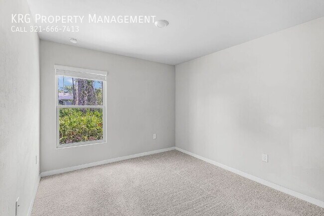 Building Photo - 3020 N Lakewood Rd