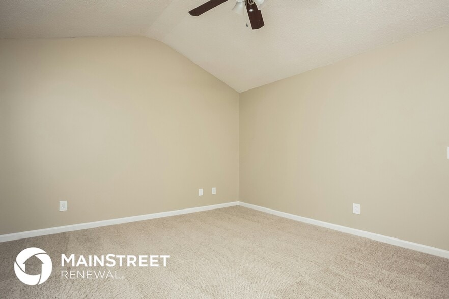 Building Photo - 751 Heyford View