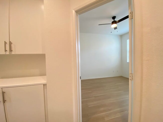 Building Photo - 3 bed, 3.5bath wihtin The Pacific Ridge Community in Oceanside