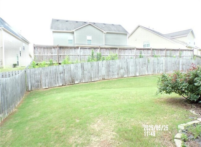 Building Photo - 3945 Pointe Vecchio Cir