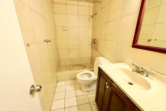 Building Photo - 7851 SW 10th Ct