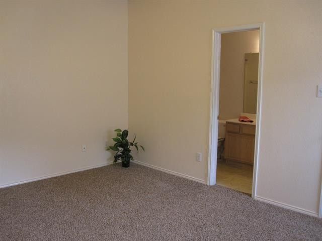 Building Photo - 7418 Fairfield Dr