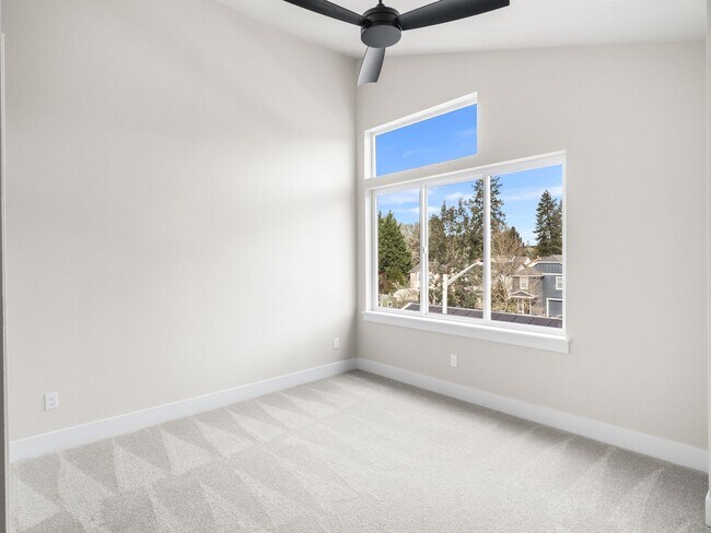 Building Photo - $500 off 1st month! Beautiful, brand spanking new 2-bdrm/2.5-bath duplex townhome! W/D, garage, q...