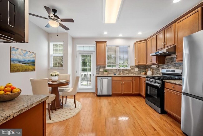 Building Photo - 20468 Greymont Terrace
