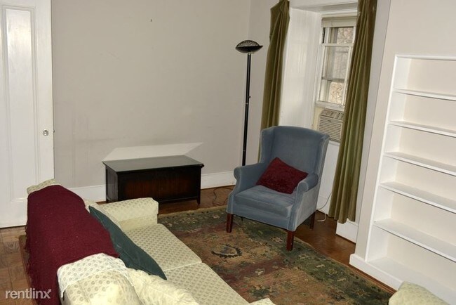 Building Photo - 1 br, 1 bath Apartment - 286 Benefit St