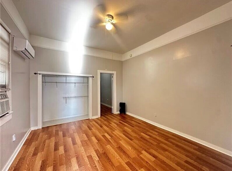 Building Photo - 453 Avenue A
