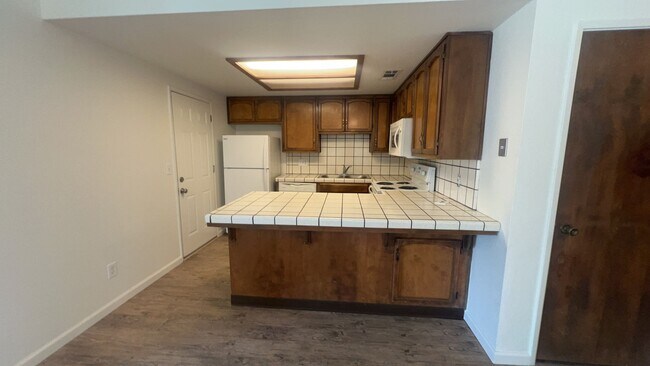 Building Photo - 2860 St Phillip Dr
