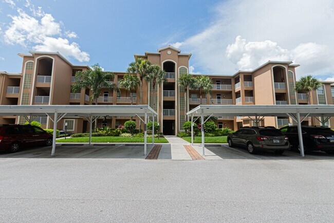 Building Photo - ?? Seasonal Golf Getaway with Stunning Vie...