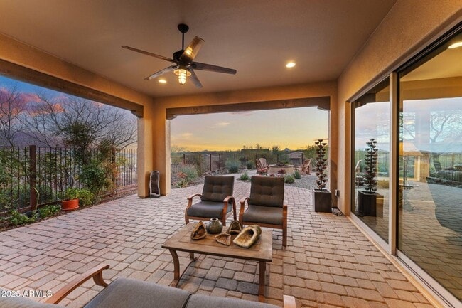 Building Photo - 3672 Ridgeview Ter