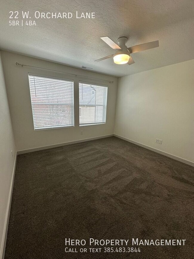 Building Photo - 22 W Orch Ln