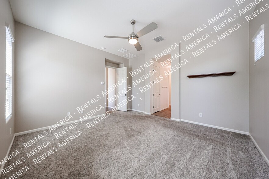 Building Photo - 3865 E Dogwood Pl
