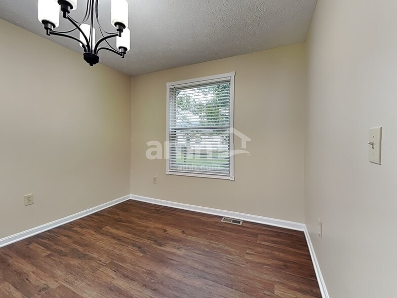 Building Photo - 748 Jewelweed Ct