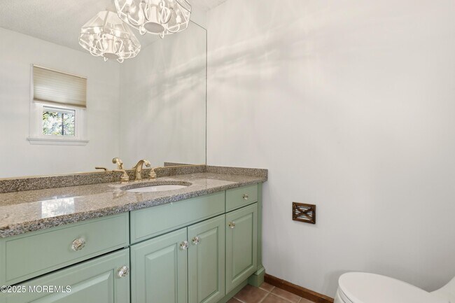 Building Photo - 601 Duchess Ct