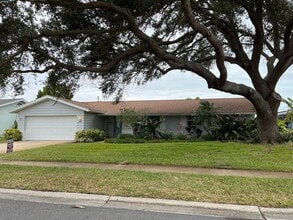 Building Photo - 415 Aruba Ct